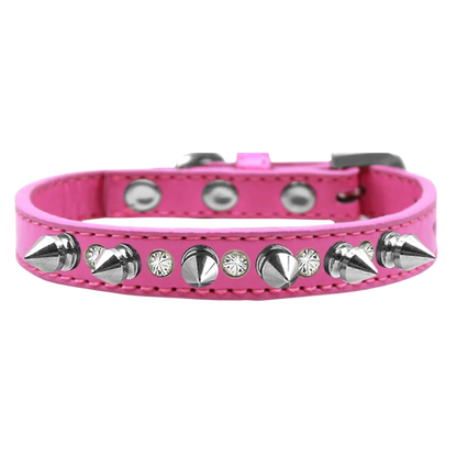 Elegante collar con púas para perros con cristales transparentes y púas plateadas